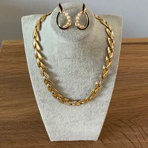 Crown Trifari Gold Tone With Small Clear Rhinestones Necklace And Earrings